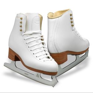 🆕 GAM Skates Youth Figure Skate